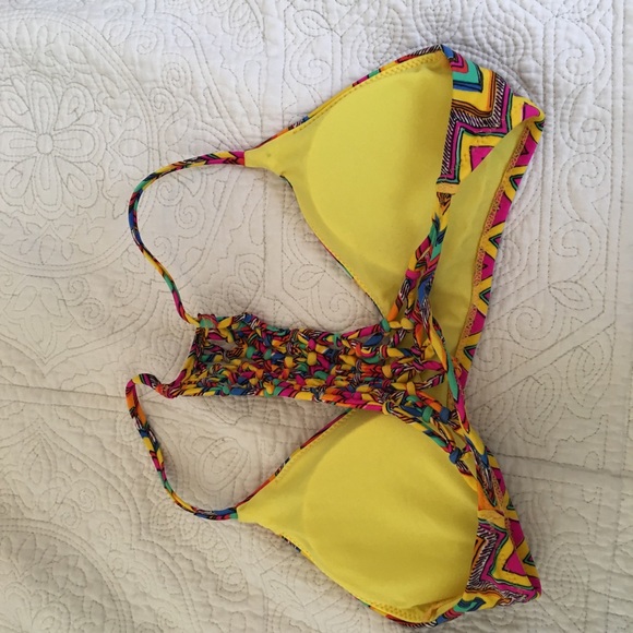 Fun multi color bikini!!! TOP ONLY - Picture 5 of 7